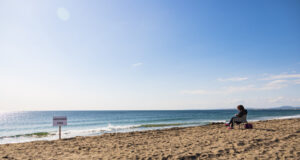 Няма нефтени разливи на плажовете в Поморие, съобщиха от Общината