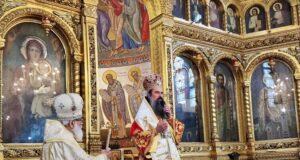 ОБНОВЕНА Българският патриарх и Софийски митрополит Даниил отслужи литургия в храма „Св. великомъченик Георги Победоносец"