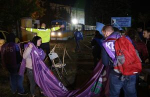 ОБНОВЕНА Протест спря движението на градския транспорт в София