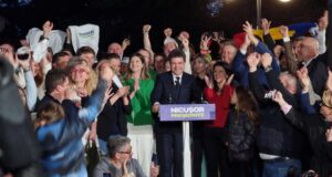 ОБНОВЕНА Първи резултати от екзитпол в Румъния: Никушор Дан е на първо място