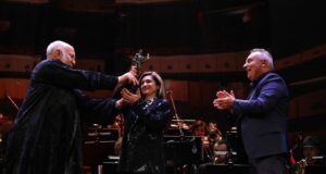 ОБНОВЕНА „Без кръв“ на пловдивския театър получи три статуетки „Аскеер“