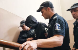 Окръжният съд в Хасково остави в ареста обвинения за убийството в Хасково на 18-годишната Магдалена Иван Костов