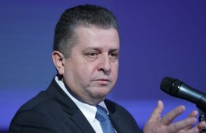 Подготовката на небанковия финансов сектор за въвеждане на еврото е на много напреднал етап, каза пред БТА председателят на КФН Васил Големански