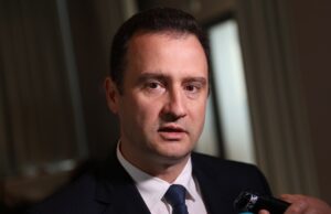 Поуката за нас от спирането на тока на Пиренейския полуостров е техническата неутралност при производство на енергия, смята министър Станков