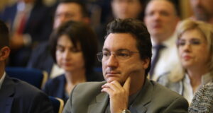 Президентът Румен Радев подписа указ за освобождаването на Крум Зарков като негов секретар по правни въпроси