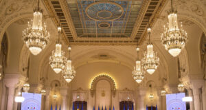 РУМЪНИЯ - ПРЕЗИДЕНТСКИ ИЗБОРИ 2025 г.
                                                                                                Единайсет кандидати за президентския пост в Румъния. Кои са те?