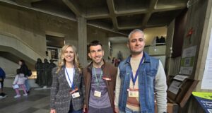 Работещите в Регионален исторически музей - Враца протестираха символично