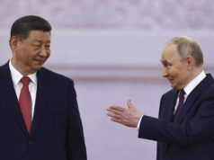 Руският президент Владимир Путин и китайският му колега Си Цзинпин на днешната им среща в Москва.