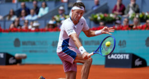 Рууд и Серундоло се класираха за полуфиналите на тенис турнира в Мадрид