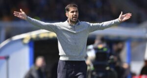 Ръководството на Комо е отхвърлило пореден опит от Рома да привлече треньора Сеск Фабрегас