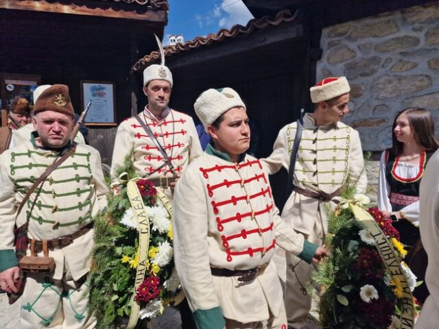 С възстановка в Копривщица бяха отбелязани 149 години от обявяването на Априлското въстание
