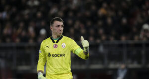 След 14 години в Галатасарай вратарят Фернандо Муслера обяви, че напуска клуба