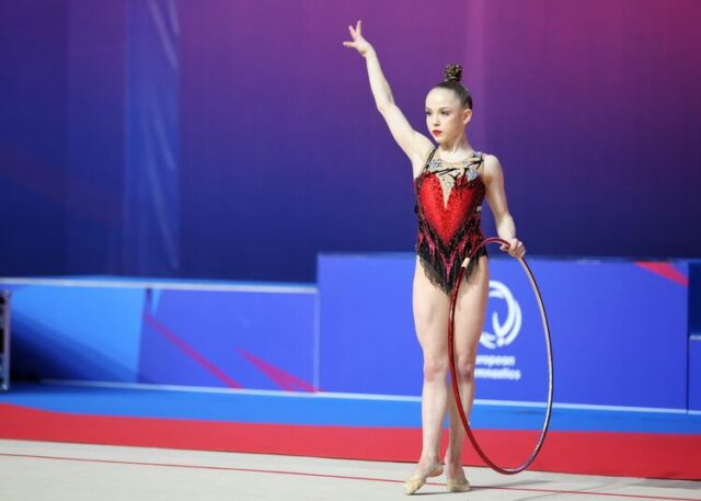 Стилияна Николова от клуб Илиана стана шампионка в многобоя при жените и спечели приз "Мария Гигова" на Държавното първенство по художествена гимнастика в София