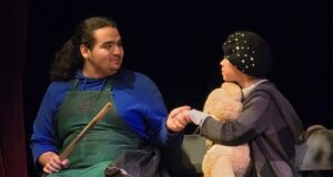 Театралната постановка „Момо“ беше представена от потребители на социални услуги и актьори от ЮЗУ в Благоевград