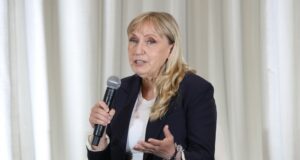 Темата за миграцията е тема за сигурността, за мира в Европа, каза евродепутатът Елена Йончева