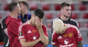 Трансферният бюджет на Манчестър Юнайтед ще бъде в размер на 100 милиона паунда, но Рубен Аморим ще разполага и със средствата от напускащи играчи