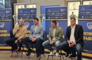 Треньорът на волейболния шампион Левски Николай Желязков ще остане още три години в отбора