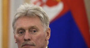 У всички има "емоционално претоварване", каза говорителят на Кремъл по повод думите на Тръмп, че Путин е "напълно полудял"