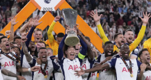 УЕФА се извини за липсата на достатъчно медали на церемонията по награждаването след Лига Европа