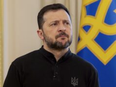 Украинският президент Володимир Зеленски съобщи, че е разговарял по телефона с българския премиер Росен Желязков