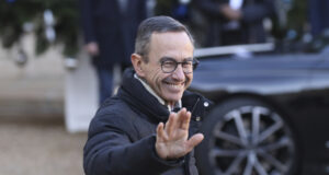 Френският вътрешен министър Брюно Рьотайо бе избран за лидер на партия "Републиканците"