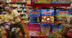 "Харибо" изтегли от пазара в Нидерландия своя марка бонбони зараду замърсяване с канабис, според медийни публикации