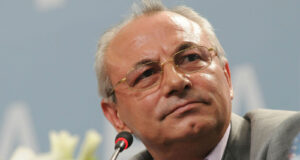 Ахмед Доган