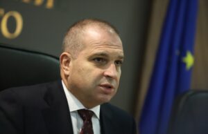 Гроздан Караджов