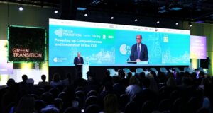 Green Transition Forum 5.0
                                                                                                Бъдещето на ЕС минава през изпълним зелен преход, каза президентът на института "Жак Делор" Енрико Лета