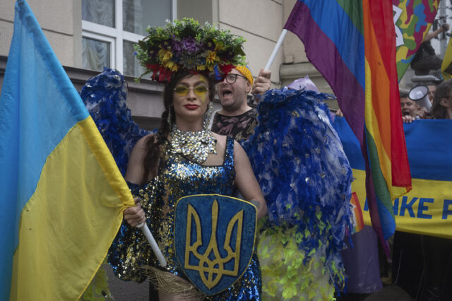 "Страна" (Украйна): Полицията е задържала противници на ЛГБТ парада в Киев
