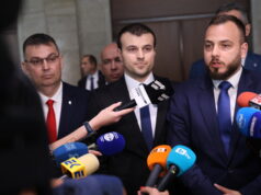 В последните два дни „Възраждане“ е обект на постоянна атака от страна на ГЕРБ и на "ДПС -Ново начало", каза Георги Хрисимиров от „Възраждане“