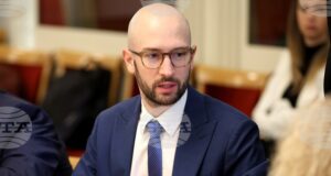 Георги Клисурски заяви, че напуска „Продължаваме Промяната“