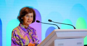 Гордана Силяновска е на работно посещение в Тирана, където ще участва в срещата на върха на Процеса за сътрудничество в Югоизточна Европа