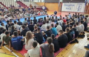 Да използват уменията си за добро и защита, а не за агресия призова децата от клубове по бойни спортове кметът на Русе