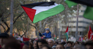 Десетки артисти бойкотират фестивала Sónar в Барселона в подкрепа на палестинците