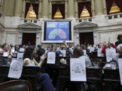 ЕФЕ: Конгресът на Аржентина одобри повишаване на пенсиите със 7,2%, но правителството заяви, че президентът ще наложи вето