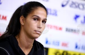 Изабелла Шиникова отпадна във втория кръг на сингъл на турнир по тенис в Испания