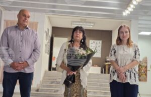 Изложба „Ученици, приятели, творци“ подредиха в плевенската художествена галерия „Илия Бешков“