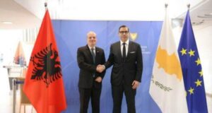КНА: Министрите на външните работи на Кипър и Албания обсъдиха засилване на двустранното сътрудничество