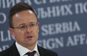 МТИ: Унгарското правителство провежда една от най-значителните евакуации за последните години