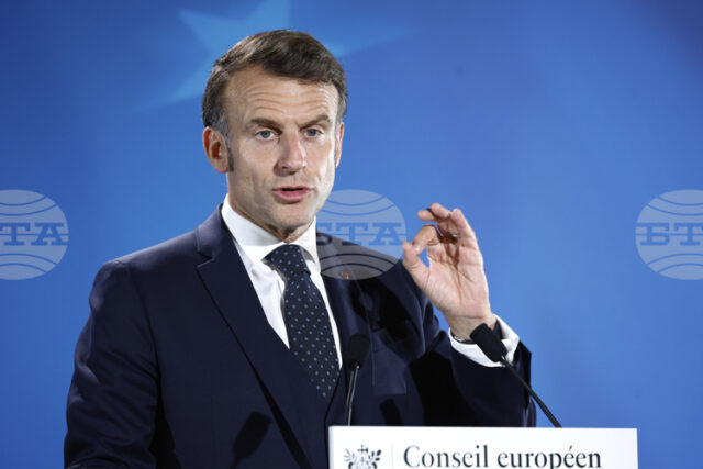 Макрон призова иранския президент да освободи задържани френски граждани и да се върне на масата за преговори по ядрения въпрос