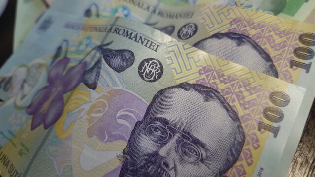 Над три четвърти от румънците са напълно или отчасти съгласни с намаляването на държавните оперативни разходи, показва проучване