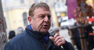 ОБНОВЕНА Докато е на власт правителството на Мицковски, България ясно да заяви, че при следваща антибългарска проява, налага вето, заяви Красимир Каракачанов