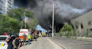 ОБНОВЕНА
                                                                                                Една жена е загинала, а 17 души са ранени, в резултат на сутрешната атака с дронове в Одеса, съобщи областният управител