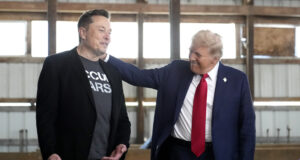 ОБНОВЕНА
                                                                                                Тръмп няма намерение да разговаря днес с Мъск, заяви Белият дом