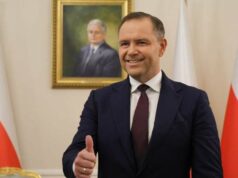 ПАП: Реформите и бюджетната консолидация ще бъдат трудно постижими след изборите в Полша, смятат от „Фич“