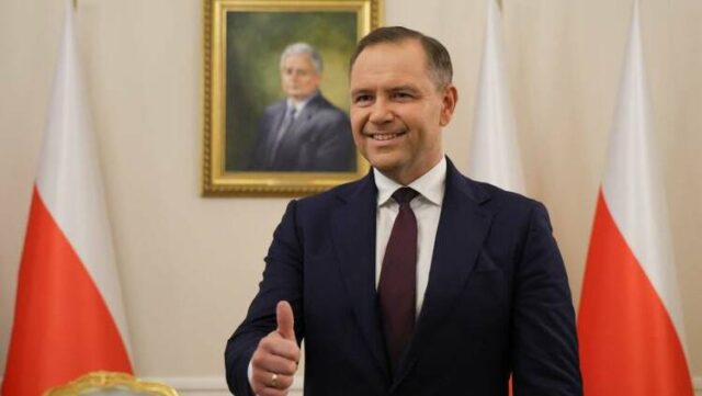 ПАП: Реформите и бюджетната консолидация ще бъдат трудно постижими след изборите в Полша, смятат от „Фич“