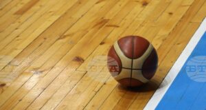 Протекъл покрив на залата в Русе провали контролата между баскетболните отбори на България и Гърция до 18 години