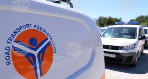 Румънски шофьор е опитал да подкупи проверяващ екип в района на Добрич, съобщиха от „Автомобилна администрация“ 