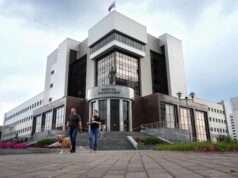 Руски опозиционен политик е арестуван за осъждане на войната в Украйна, съобщи партията му